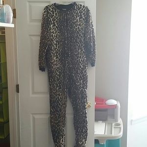 Leopard print  footy  pjs