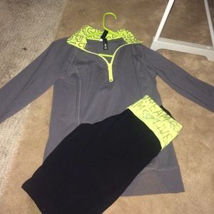 Yoga leggings + matching spandex half zip!