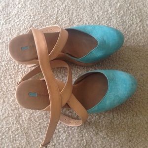 Worn couple of times. Great color.