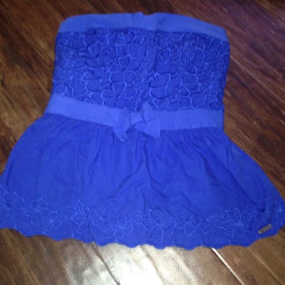 Blue halter top - Picture 1 of 3