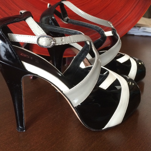 Bakers shoes - Picture 2 of 3