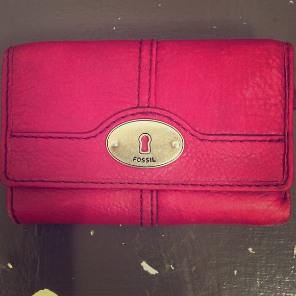 Fossil Pink Wallet