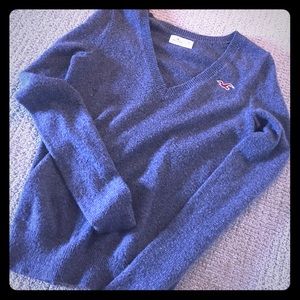 Hollister sweater (heather grey)
