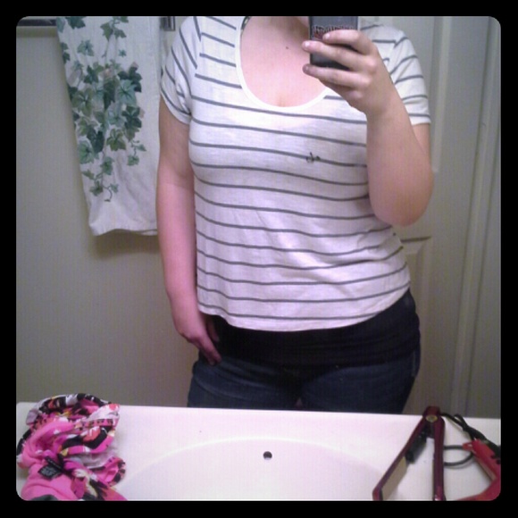 White gray stripped crop top