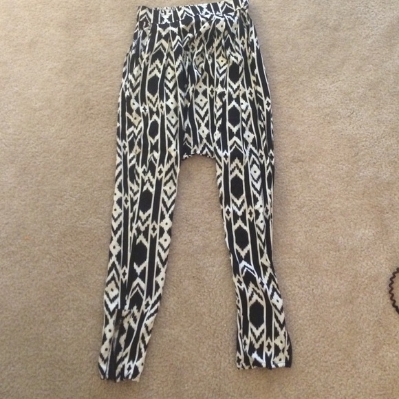 Like new forever 21 harem style pants