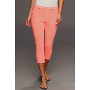 Hue Leggings in Neon Coral