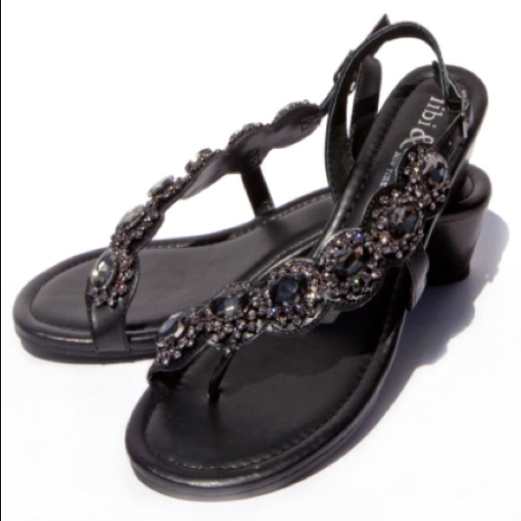 Fibi & Clo Black Burst Cascade Wedge