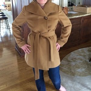 Ellen Tracy Wool/Angora Camel Coat