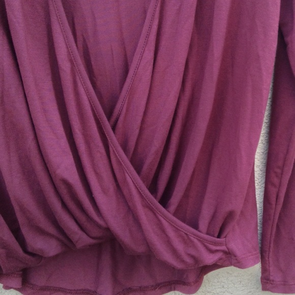 Surplice Top - Picture 3 of 4