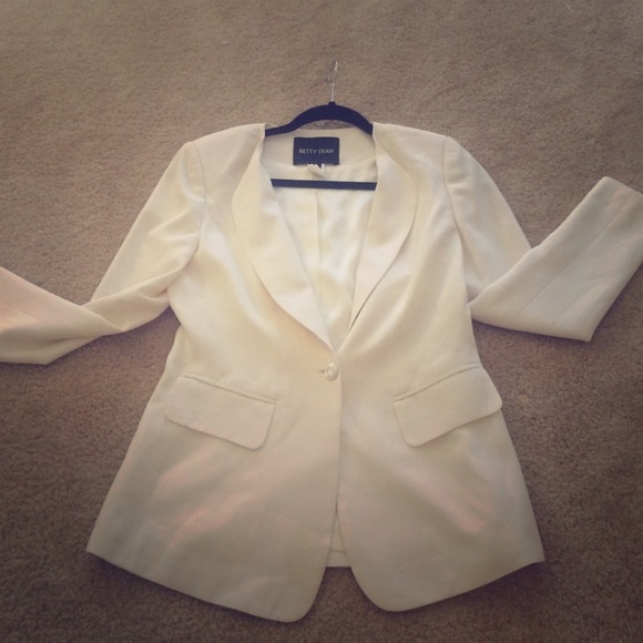 Like new batty tran blazer white