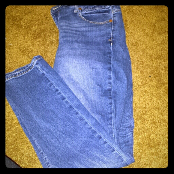 Skinny jeans