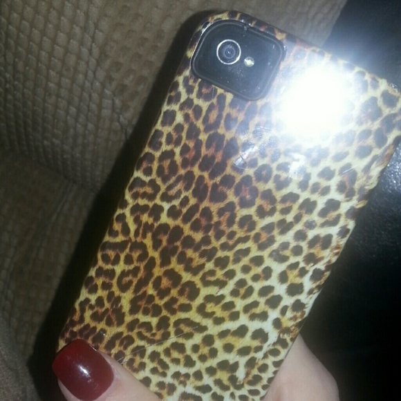 IPhone 4/4s leopard case