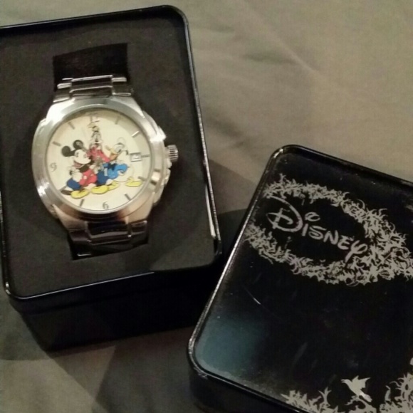 Disney watch - Picture 2 of 4