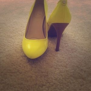 Super sexy &crazy comfortable Calvin Klein heels