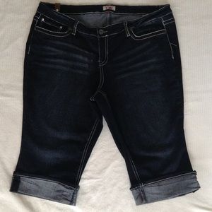 YMI Denim Capris with Cuff (size 22)