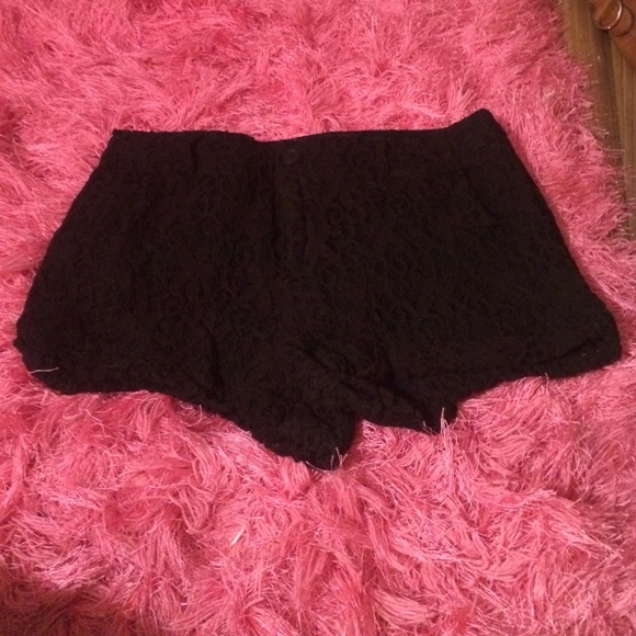 Lace shorts