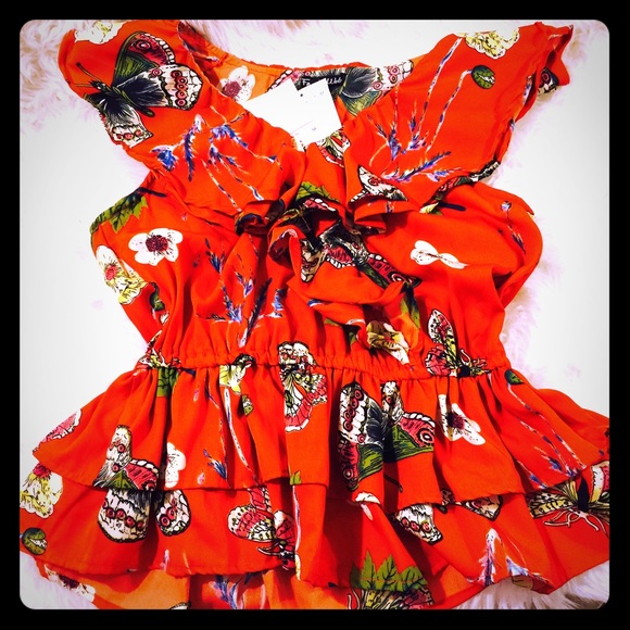 Cyber Monday: Fashion Flowers & Butterflies Blouse