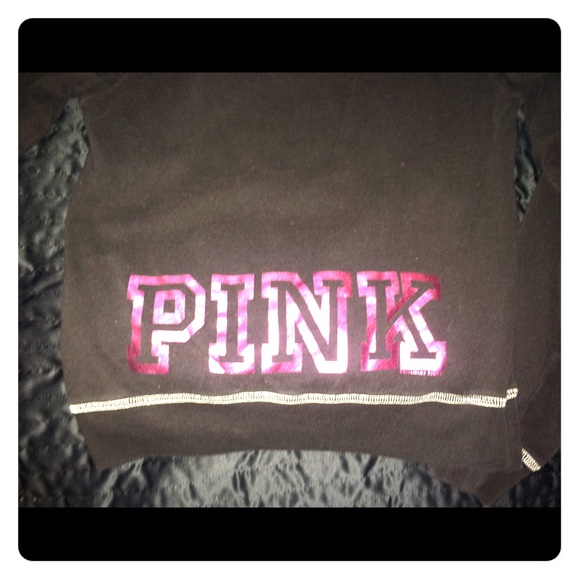 💥REDUCED💥VS Pink Sweater