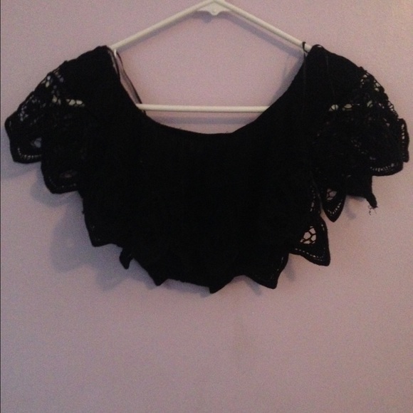 Black off shoulder crochet crop top