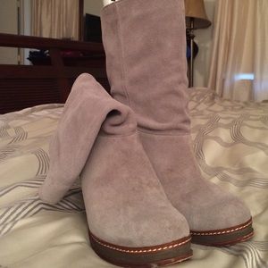 COLE HAAN short suede boots
