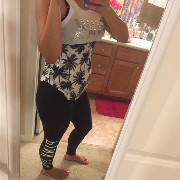 PINK Victoria's Secret Pants - Vs pink yoga leggings