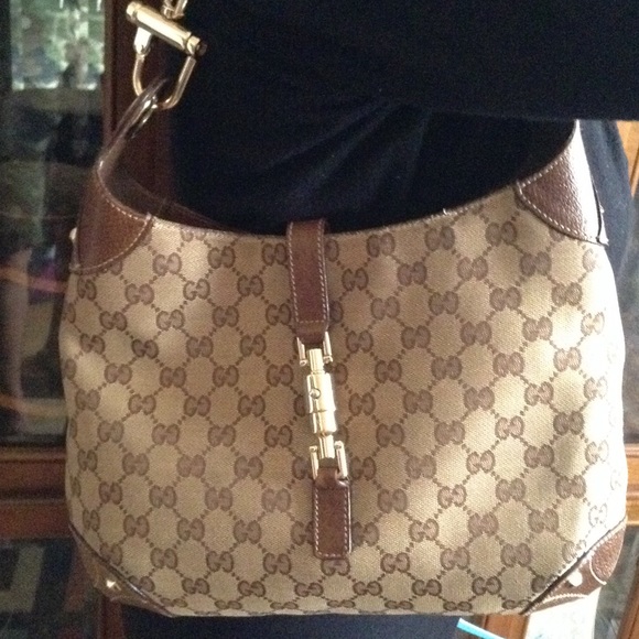 Gucci extra pix