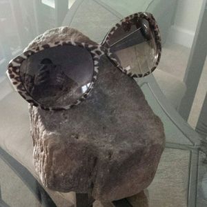 Kate Spade Leopard print sunglasses