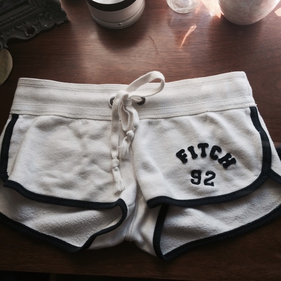 Abercrombie and Fitch shorts - Picture 2 of 2