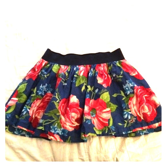 Flower skirt with elastic waistband