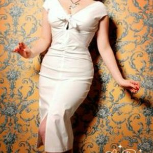 Pin up girl clothing Niagra dress in white