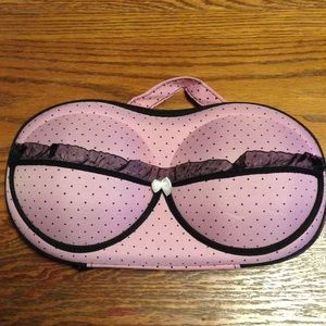 Travel bra keeper