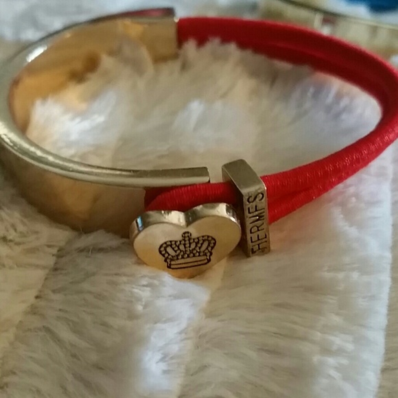 Style heart stretch bracelet the set! - Picture 3 of 3