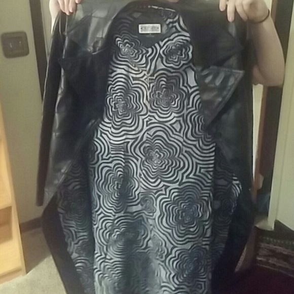 Long jacket - Picture 3 of 3