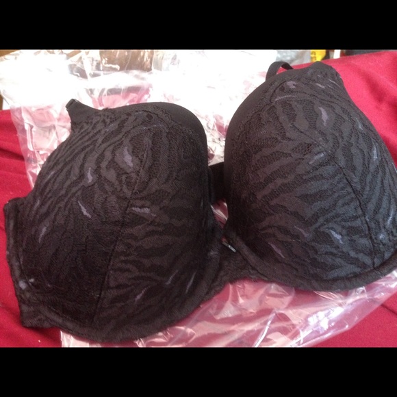 Black heart extreme killer push-up bra 38 DD