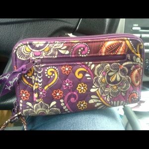 Sold***Vera Bradley Safari Sunset wristlet/wallet