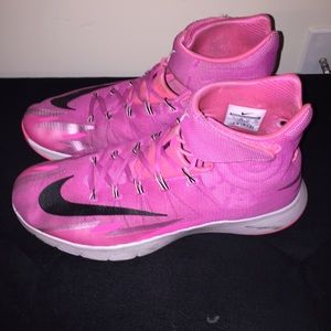 Pink Susan G K Nike Rev