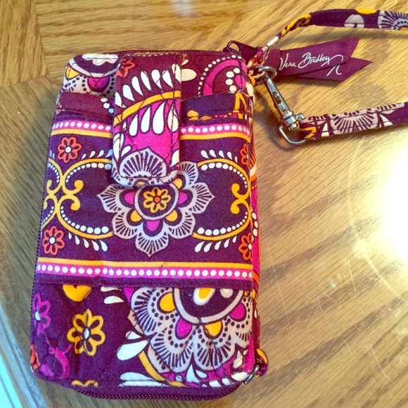 Vera Bradley safari sunset wristlet - Picture 1 of 2