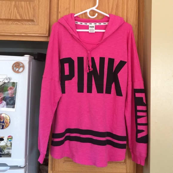 Super Cute 🌻 Victoria's Secret PINK Sweatshirt 💕