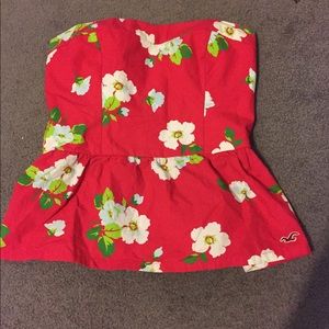 Perfect summer top!! ☀️ Hollister peplum