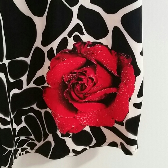 Dress - Picture 3 of 4