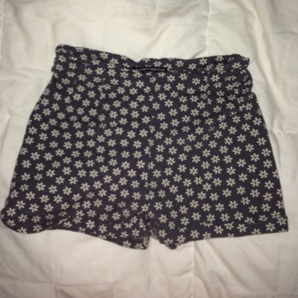 Brandy Melville Print shorts