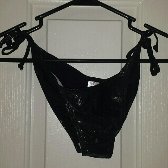 Black tie bikini - Picture 2 of 3