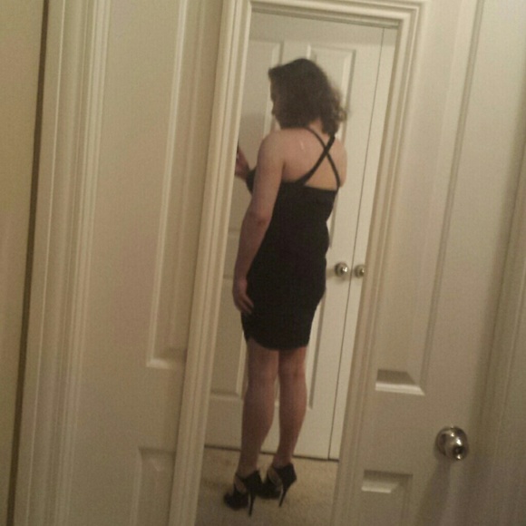 Black mini dress - Picture 4 of 4