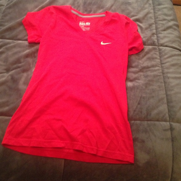 Red nike workout tee