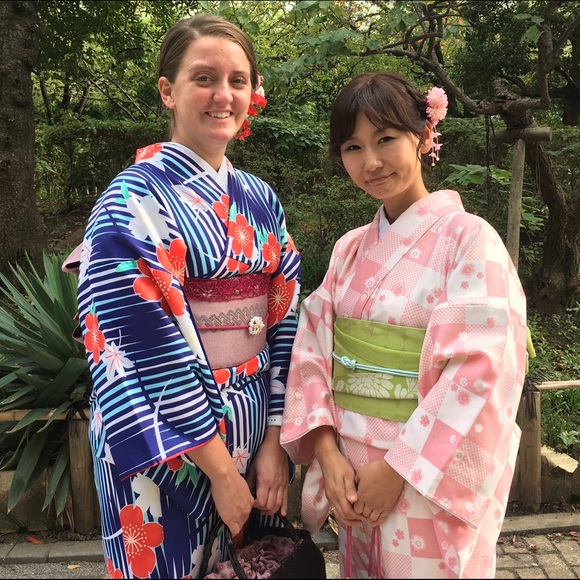 Meet your seller: Jillian Alexandra - Picture 6 of 16