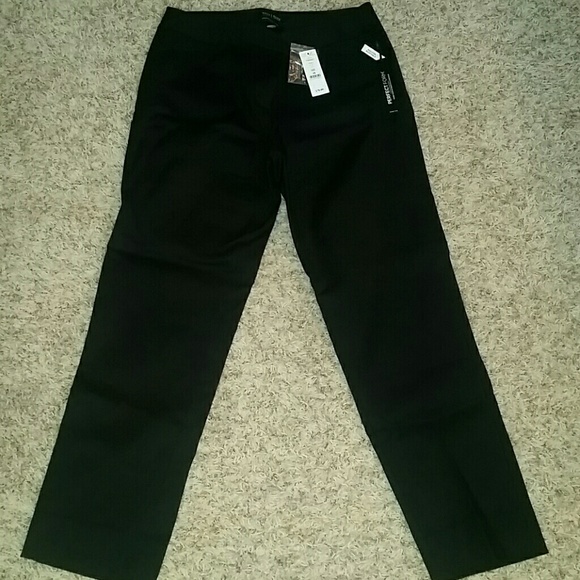 White House Black Market Perfect Form slim ankle