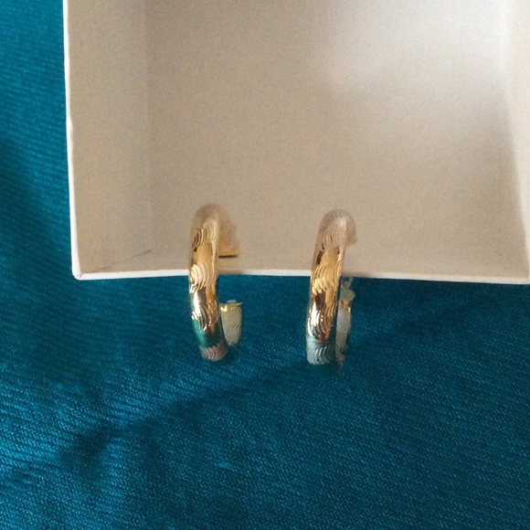Earring
