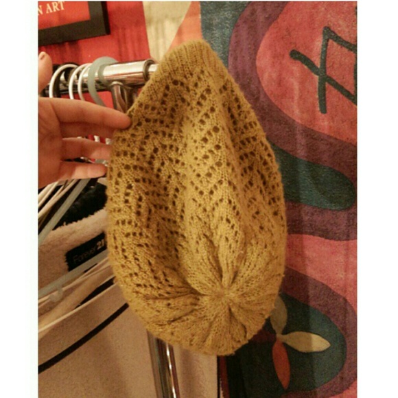 yellow beanie (8
