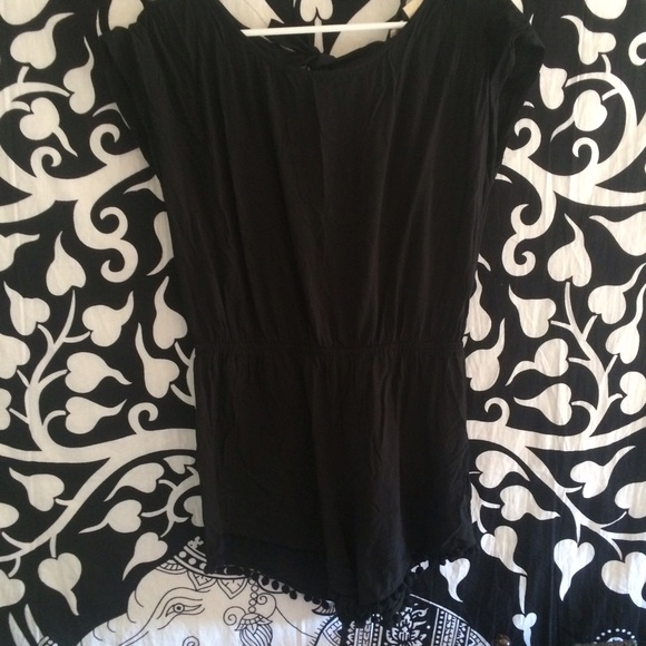 Short sleeve black romper