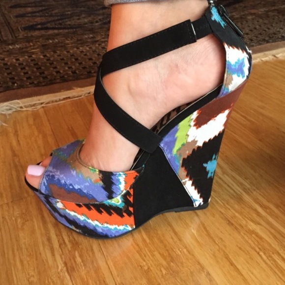 Dollhouse Shoes - DOLLHOUSE Mayans print wedges
